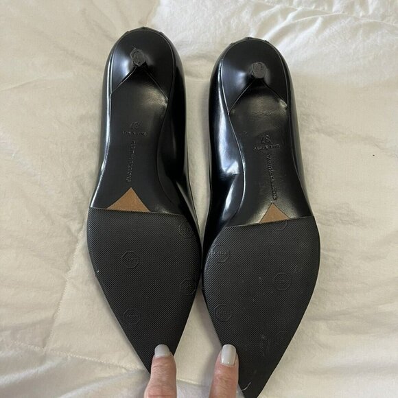 Black Tabitha Simmons Black Leather Kitten Heels~ Size 37. Wingtips - Picture 5 of 8